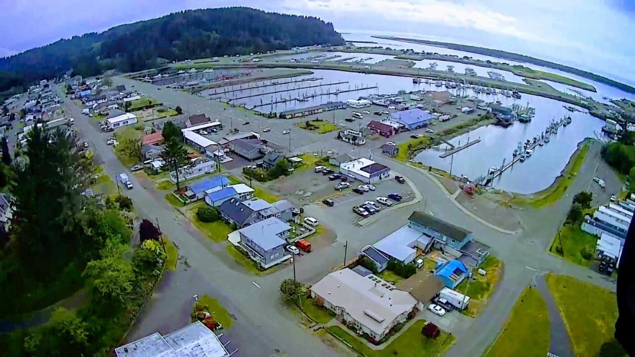 Winchester Bay Inn Reedsport Ngoại thất bức ảnh