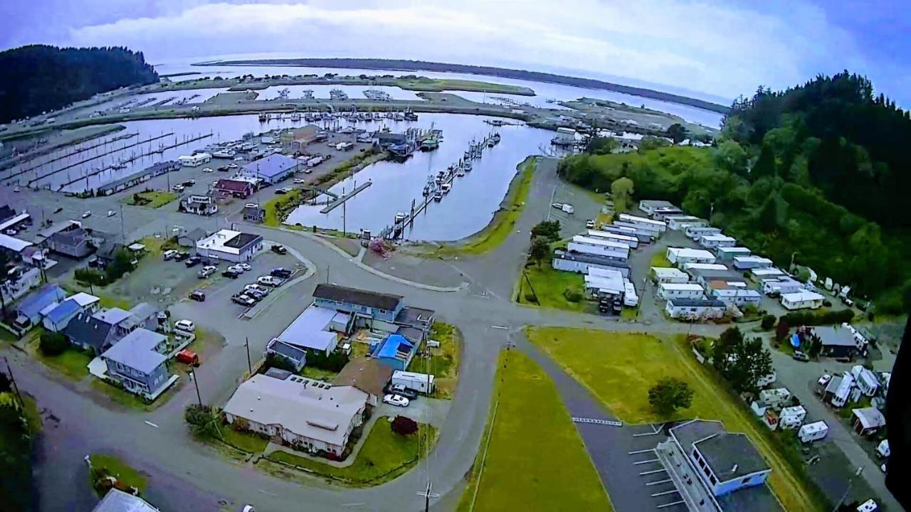Winchester Bay Inn Reedsport Ngoại thất bức ảnh