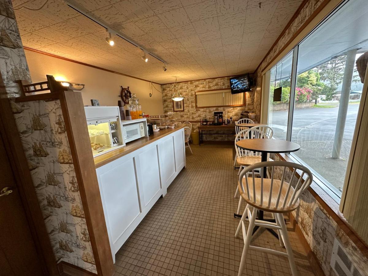 Winchester Bay Inn Reedsport Ngoại thất bức ảnh